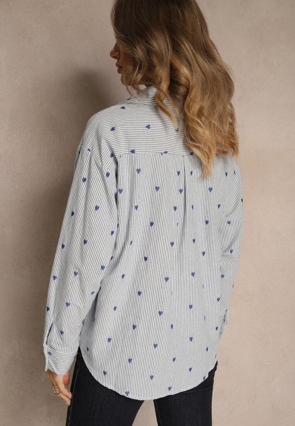 Renee - Niebieska Koszula z Bawełny w Serduszka i Drobne Paseczki Fenimalla. Okazja: na randkę. Kolor: niebieski. Materiał: bawełna. Styl: klasyczny, elegancki