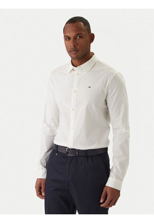 Tommy Jeans Koszula DM0DM04405 Biały Slim Fit. Kolor: biały. Materiał: bawełna