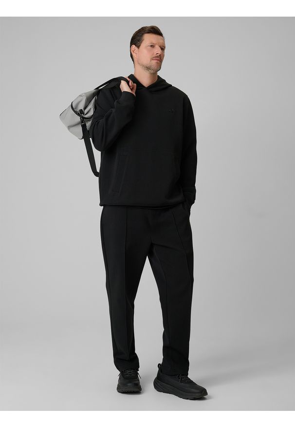4f - 4F Bluza dresowa regular z kapturem męska - czarna L. Okazja: na co dzień. Typ kołnierza: kaptur. Kolor: czarny. Materiał: dresówka. Styl: klasyczny, casual, sportowy