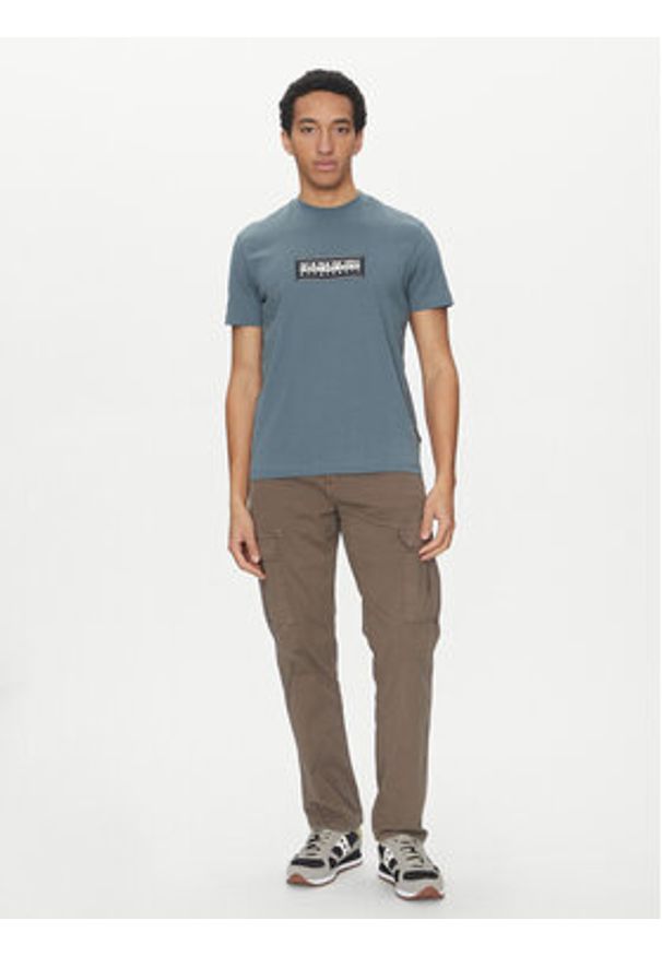 Napapijri T-Shirt S-box Logo NP0A4I3L Zielony Regular Fit. Kolor: zielony. Materiał: bawełna