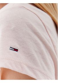 Tommy Jeans T-Shirt Essential Logo DW0DW16145 Różowy Regular Fit. Kolor: różowy. Materiał: syntetyk, bawełna