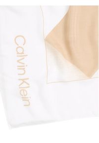 Calvin Klein Chusta K60K613232 Beżowy. Kolor: beżowy. Materiał: materiał