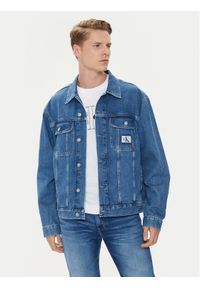 Calvin Klein Jeans Kurtka jeansowa 90's J30J325750 Niebieski Regular Fit. Kolor: niebieski. Materiał: bawełna #1