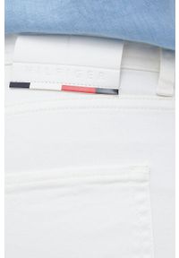 TOMMY HILFIGER - Tommy Hilfiger jeansy męskie. Kolor: biały #2