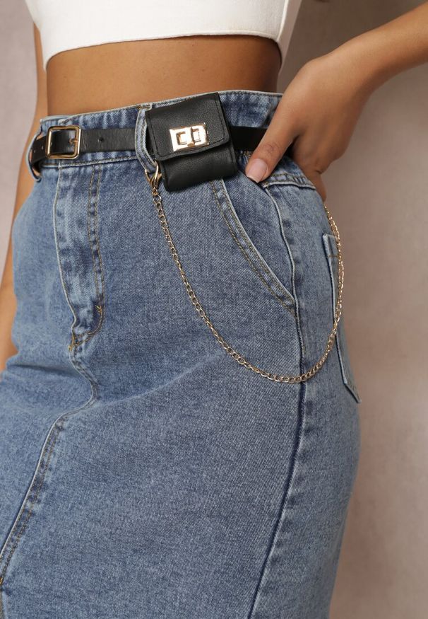 Renee - Niebieska Ołówkowa Spódnica Jeansowa z Rozcięciem i Paskiem z Saszetką Misitra. Kolor: niebieski. Materiał: jeans