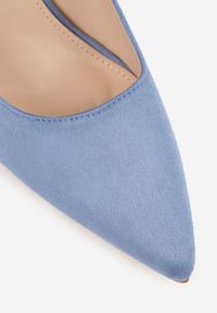 Born2be - Niebieskie Czółenka na Obcasie z Metaliczną Wstawką i Paskiem Wokół Kostki Linnolira. Okazja: na co dzień. Zapięcie: pasek. Kolor: niebieski. Materiał: satyna. Wzór: paski. Obcas: na obcasie. Styl: wizytowy, casual, elegancki. Wysokość obcasa: średni #3