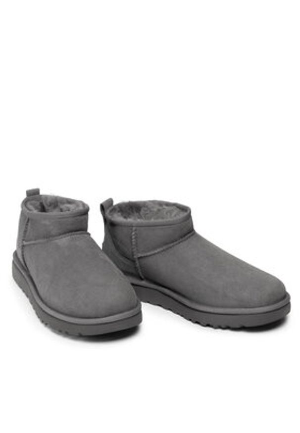 Ugg Śniegowce W Classic Ultra Mini 1116109 Szary. Kolor: szary. Materiał: skóra, zamsz