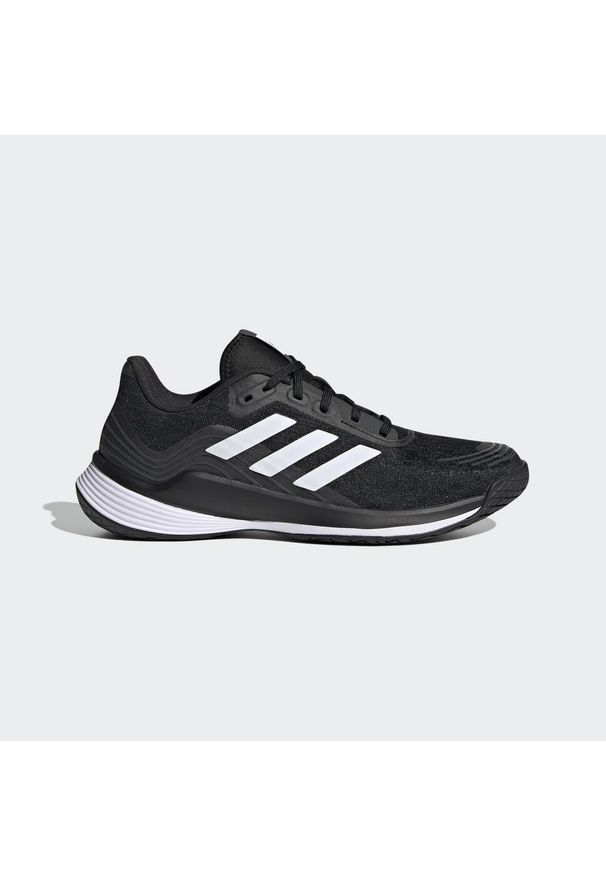 Adidas - Damskie buty do siatkówki novaflight. Kolor: czarny, szary, biały, wielokolorowy. Sport: siatkówka