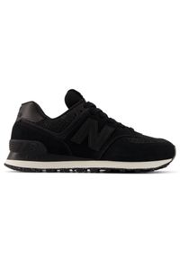 Buty damskie New Balance WL574PSS – czarne. Kolor: czarny. Materiał: guma, syntetyk, zamsz, materiał. Szerokość cholewki: normalna. Model: New Balance 574