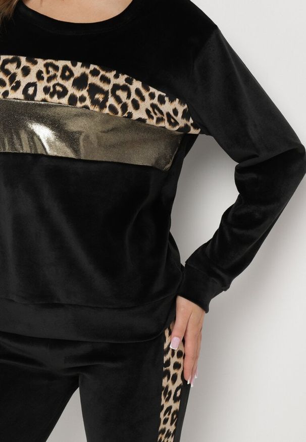 Born2be - Czarny Komplet Dresowy z Weluru Ozdobiony Wzorem w Cętki z Bluzą i Spodniami Cooperia. Kolor: czarny. Materiał: welur, dresówka. Wzór: aplikacja