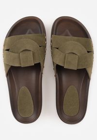 Renee - Zielone Klapki z Przekładanymi Paskami i Ozdobnymi Nitami Talysha. Okazja: na co dzień, na imprezę. Kolor: zielony. Materiał: skóra, koronka. Sezon: lato. Styl: casual, elegancki #6