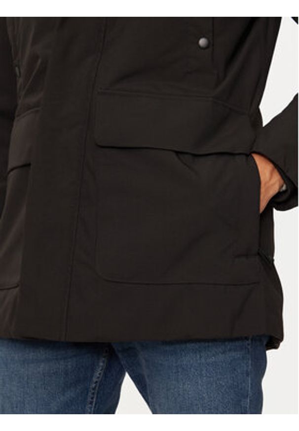 CMP Kurtka zimowa 34K0157 Czarny Regular Fit. Kolor: czarny. Materiał: syntetyk. Sezon: zima