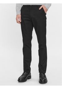 Calvin Klein Jeans Chinosy J30J317669 Czarny Slim Fit. Kolor: czarny. Materiał: bawełna #1