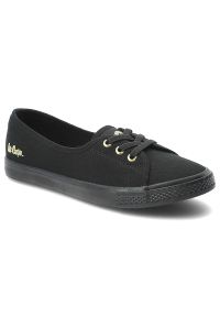 Trampki damskie Lee Cooper, cholewka z materiału tekstylnego elastyczne sznurówki na płaskiej podeszwie, czarne, LCW-26-02-4045L SVL-395. Okazja: na co dzień, na spacer. Zapięcie: sznurówki. Kolor: czarny. Materiał: materiał. Szerokość cholewki: normalna. Obcas: na płaskiej podeszwie. Styl: casual, elegancki #1