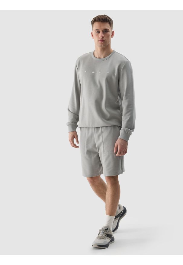 4f - 4F Spodenki dresowe męskie - szare 3XL. Kolor: szary. Materiał: dresówka. Długość: krótkie. Wzór: gładki, nadruk, ze splotem