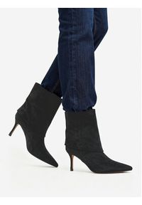 Nine West Botki CEO-JUMANAH-01 Czarny. Kolor: czarny. Materiał: materiał #7