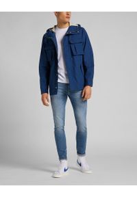 Lee - LEE FISHERMAN ANORAK MĘSKA KURTKA ZIMOWA WASHED BLUE L86UKCLR. Sezon: zima