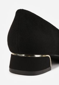 Born2be - Czarne Czółenka Vices ze Skórzaną Wkładką i Metaliczną Wstawką Ediniela. Kolor: czarny. Materiał: skóra. Obcas: na obcasie. Styl: elegancki. Wysokość obcasa: średni #3