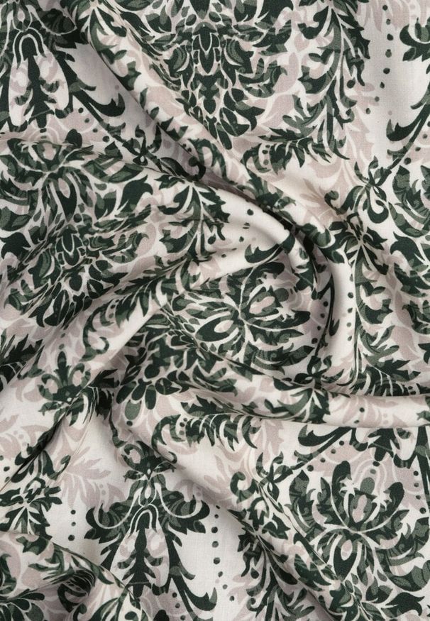 Renee - Zielono-Beżowa Boho Sukienka z Bawełny na Ramiączkach Ozdobiona Falbanką Testalaya. Okazja: na spacer, na co dzień. Typ kołnierza: dekolt w serek. Kolor: zielony. Materiał: bawełna. Długość rękawa: na ramiączkach. Wzór: aplikacja. Sezon: lato. Styl: boho