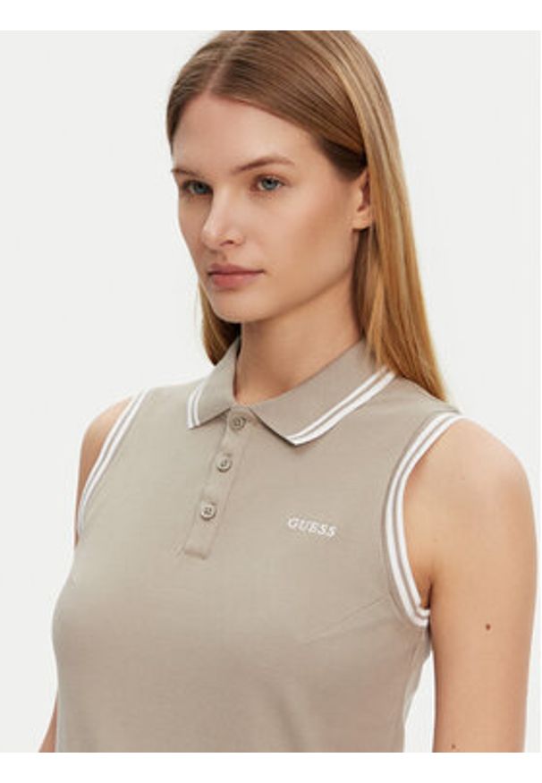 Guess Sukienka codzienna V5GK04 KCOK1 Khaki Regular Fit. Okazja: na co dzień. Kolor: brązowy. Materiał: bawełna. Typ sukienki: proste. Styl: casual