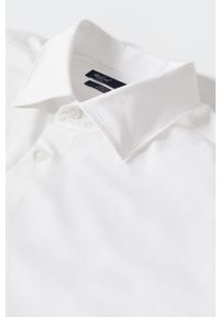 Mango Man koszula Emeritol męska kolor biały slim z kołnierzykiem włoskim. Typ kołnierza: kołnierzyk włoski. Kolor: biały. Materiał: tkanina. Wzór: gładki #4