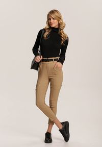 Renee - Beżowe Spodnie Vilinoth. Stan: podwyższony. Kolor: beżowy. Długość: długie #1