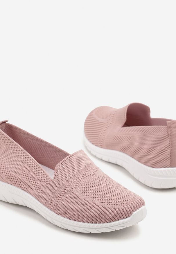 Born2be - Różowe Wsuwane Tenisówki Mokasyny Venni. Okazja: na spacer, na co dzień. Zapięcie: bez zapięcia. Kolor: różowy. Materiał: dresówka, jeans. Styl: elegancki, casual