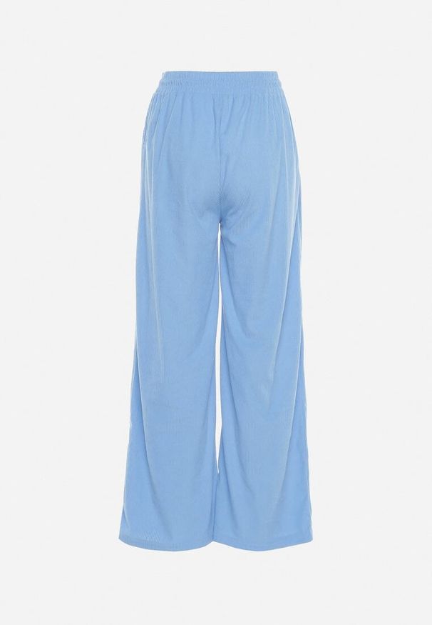 Born2be - Niebieskie Prążkowane Spodnie z Szerokimi Nogawkami i Gumką w Pasie Itrulla. Okazja: na co dzień. Stan: podwyższony. Kolor: niebieski. Materiał: prążkowany. Styl: casual