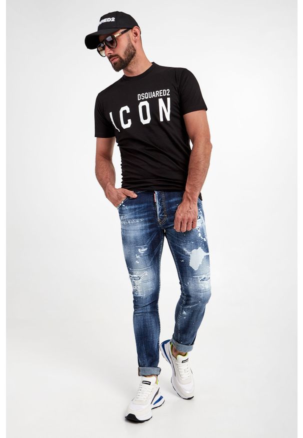 T-shirt DSQUARED2. Materiał: bawełna. Długość rękawa: krótki rękaw. Długość: krótkie. Wzór: nadruk