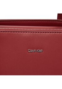 Calvin Klein Torebka Ck Must Medium Tote K60K612279 Czerwony. Kolor: czerwony. Materiał: skórzane #4