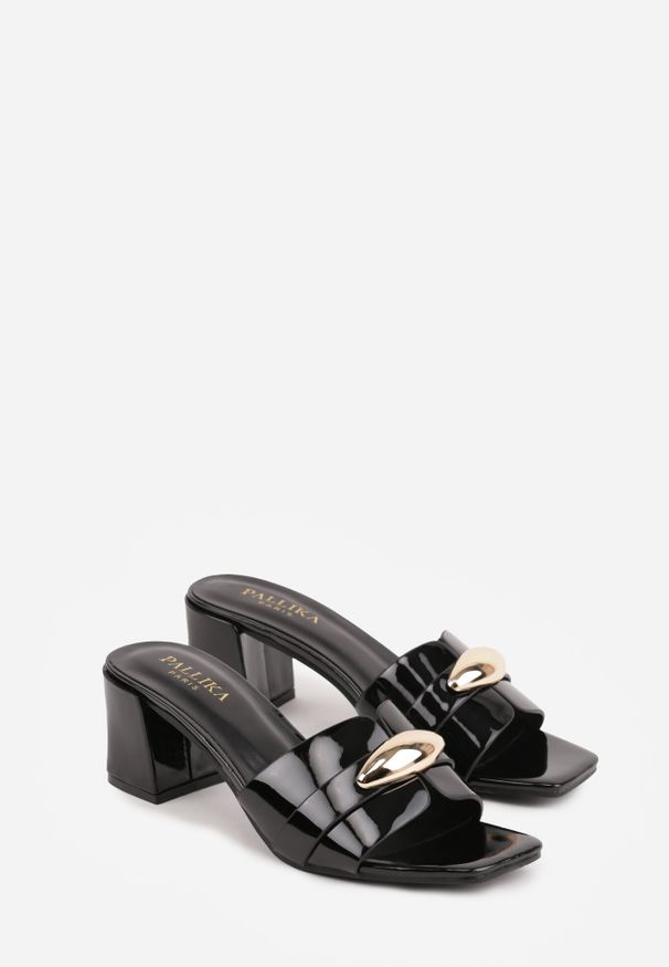 Born2be - Czarne Eleganckie Klapki na Słupku z Metaliczną Podłużną Aplikacją Hypsobe. Okazja: na co dzień, do pracy. Kolor: czarny. Materiał: jeans. Wzór: aplikacja. Obcas: na słupku. Styl: elegancki. Wysokość obcasa: średni