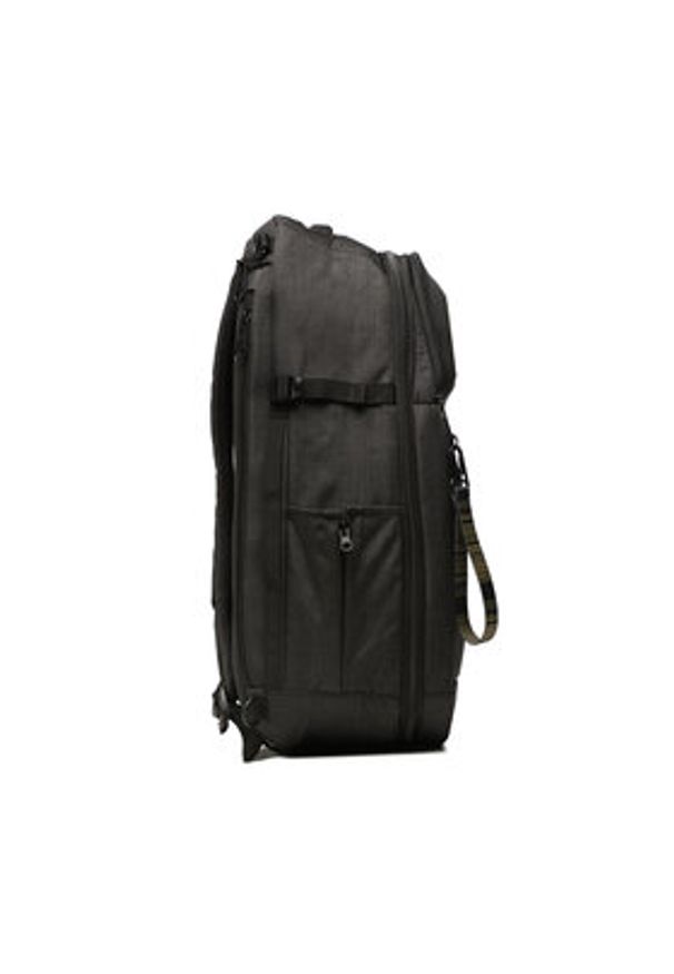 CAT Footwear Plecak B. Holt Cabin Backpack 84348-500 Czarny. Kolor: czarny. Materiał: materiał