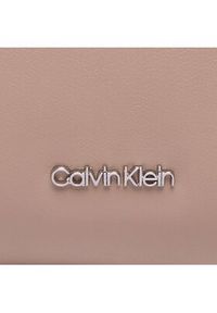 Calvin Klein Torebka Elevated Soft Shoulder Bag Sm K60K610756 Beżowy. Kolor: beżowy. Materiał: skórzane #4