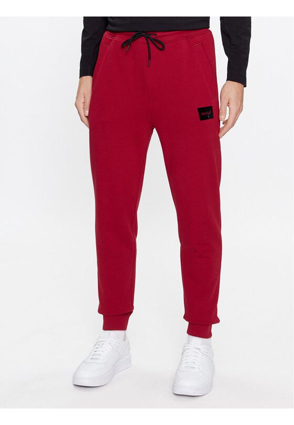 Hugo Spodnie dresowe Doak_V 50501021 Czerwony Regular Fit. Kolor: czerwony. Materiał: bawełna, dresówka