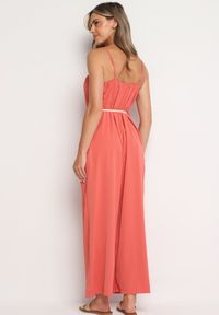 Born2be - Czerwony Kombinezon na Cienkich Regulowanych Ramiączkach ze Ściągaczem w Talii Huetta. Okazja: na co dzień. Kolor: czerwony. Materiał: jeans. Długość rękawa: na ramiączkach. Długość: długie. Styl: elegancki, casual #2