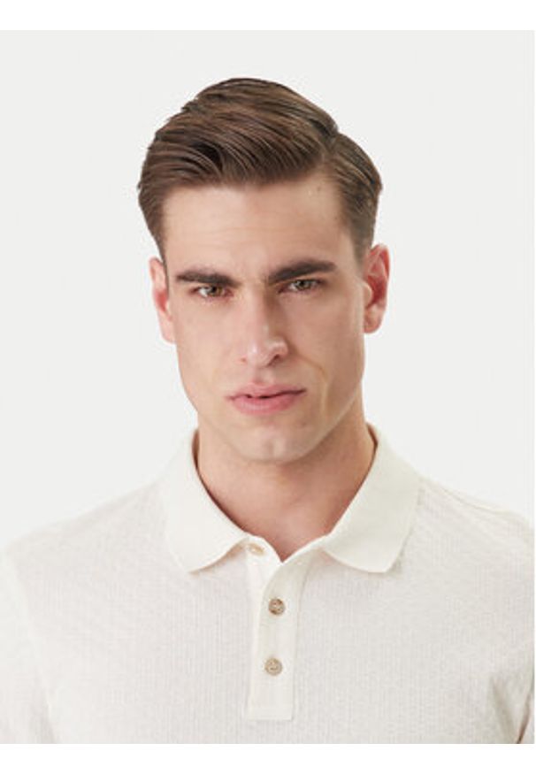 JOOP! Polo Roni 10100056 30100501 Écru Regular Fit. Typ kołnierza: polo. Kolor: kremowy. Materiał: bawełna