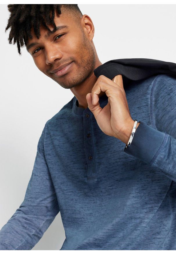 bonprix - Bluzka z dekoltem henley z bawełny organicznej. Typ kołnierza: typu henley. Kolor: niebieski. Materiał: bawełna. Długość rękawa: długi rękaw. Długość: długie