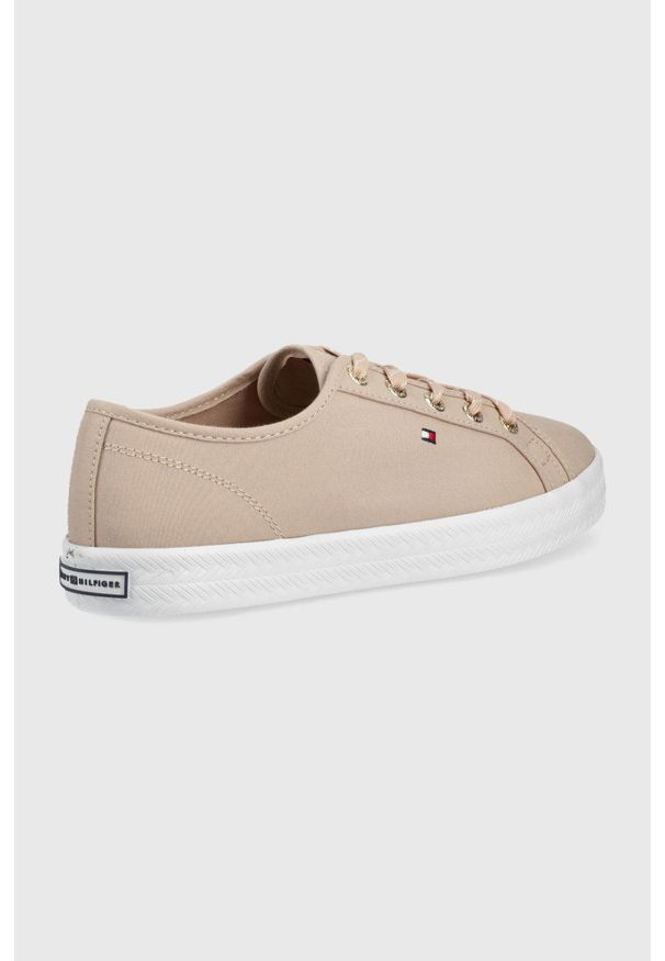 TOMMY HILFIGER - Tommy Hilfiger tenisówki kolor beżowy. Nosek buta: okrągły. Zapięcie: sznurówki. Kolor: beżowy. Materiał: guma