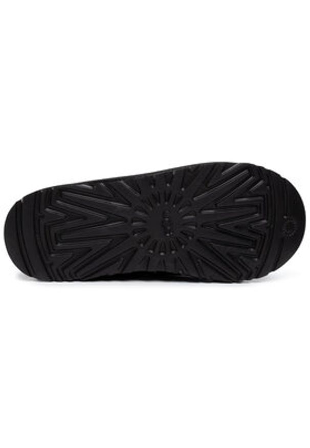 Ugg Kapcie M Tasman 5950 Czarny. Kolor: czarny. Materiał: skóra
