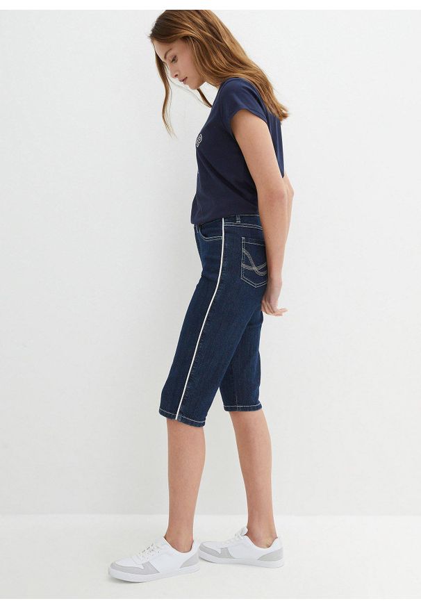 bonprix - Bermudy dżinsowe ze stretchem. Kolor: niebieski