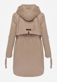 Born2be - Brązowa Kurtka w Stylu Parki z Odpinanym Kapturem i Sznurkami Enang. Okazja: na spacer. Kolor: brązowy. Materiał: prążkowany, jeans #5