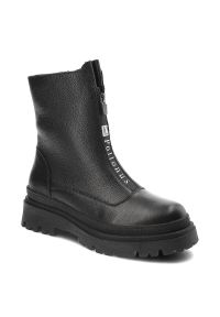 Czarne Botki Pollonus Ocieplane Buty Damskie. Kolor: czarny. Materiał: syntetyk, futro, skóra. Szerokość cholewki: normalna. Wzór: aplikacja. Sezon: zima. Styl: elegancki