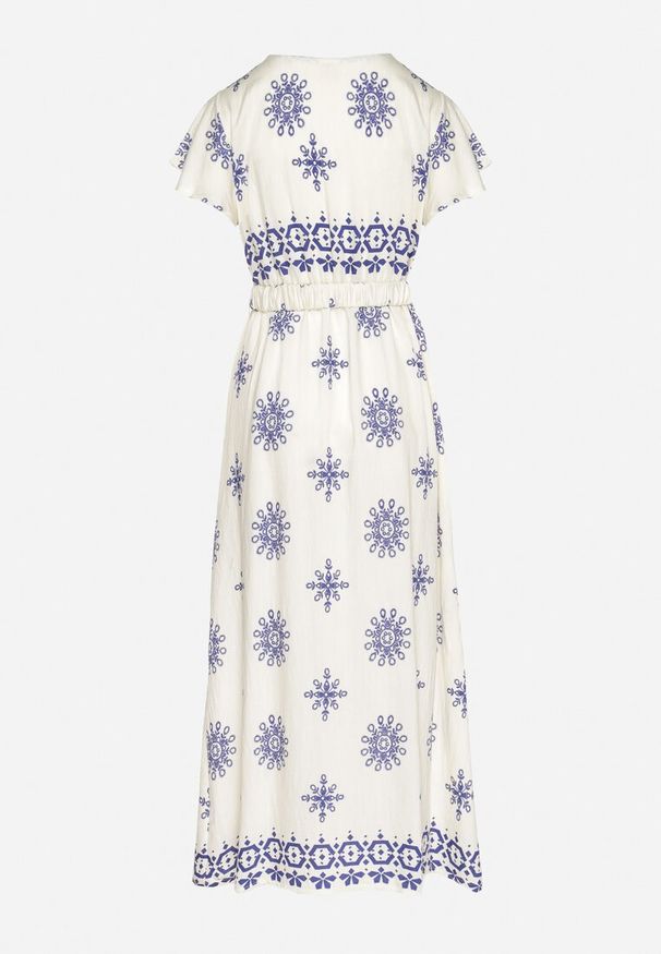 Born2be - Niebieska Sukienka w Ornamentalny Wzór z Elastycznym Paskiem Tosvanna. Okazja: na co dzień. Kolor: niebieski. Długość rękawa: krótki rękaw. Wzór: aplikacja. Typ sukienki: proste, kopertowe. Styl: elegancki, casual, klasyczny