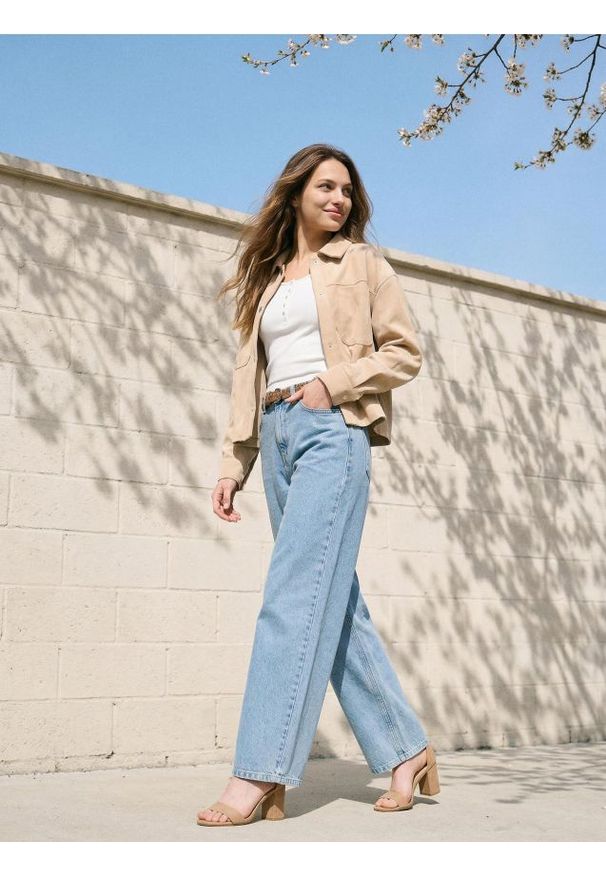 Sinsay - Prążkowana koszulka z guzikami - biały. Kolor: biały. Materiał: prążkowany