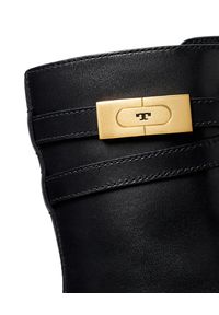 Tory Burch - TORY BURCH - Czarne trapery z emblematem Hardware. Nosek buta: okrągły. Zapięcie: sznurówki. Kolor: czarny. Materiał: guma. Szerokość cholewki: normalna. Styl: klasyczny #4