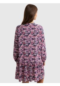 Big-Star - Sukienka dziewczęca wiskozy z motywem kwiatowym Poluna 000. Okazja: na co dzień, na spacer. Typ kołnierza: kołnierzyk stójkowy. Kolor: wielokolorowy. Wzór: kwiaty. Typ sukienki: proste. Materiał: wiskoza. Długość rękawa: krótki rękaw. Sezon: jesień. Styl: casual, elegancki #3