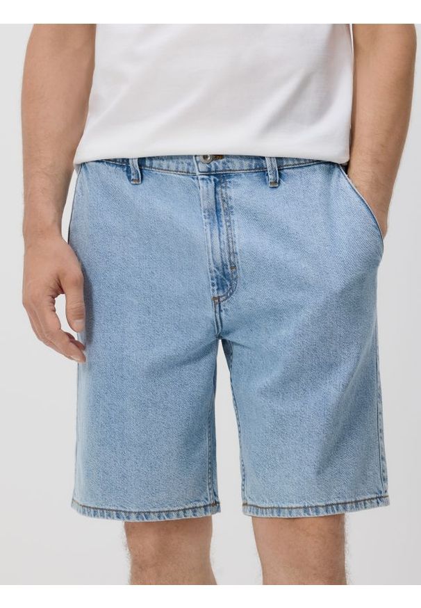 Reserved - Jeansowe szorty straight - niebieski. Kolor: niebieski. Materiał: jeans