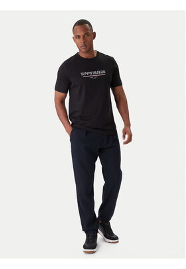 TOMMY HILFIGER - Tommy Hilfiger T-Shirt Brand Love MW0MW40324 Czarny Regular Fit. Kolor: czarny. Materiał: bawełna