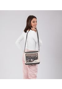 Beżowa Torebka Anekke Elegancka Listonoszka Damska. Kolor: beżowy. Wzór: aplikacja. Dodatki: z aplikacjami. Materiał: skórzane. Styl: elegancki. Rodzaj torebki: na ramię #8