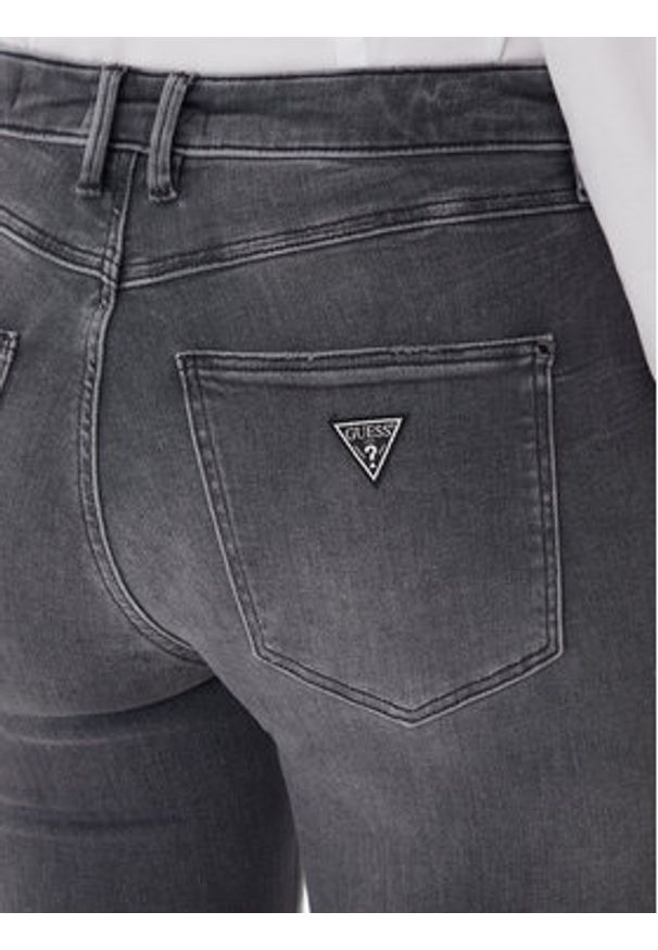 Guess Jeansy W2YA46 D4PZ2 Szary Skinny Fit. Kolor: szary